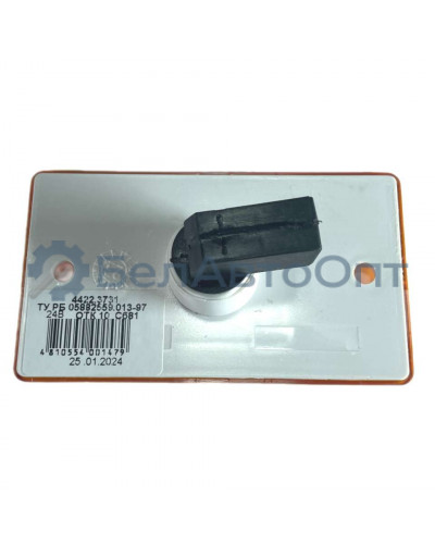 фонарь бок маз жел 4422.3731 руденск