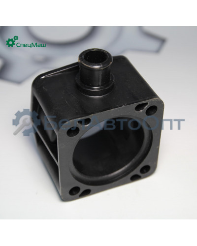 Коробка термостата МАЗ СПЕЦМАШ 236-1306052-А