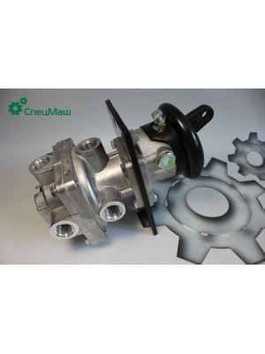 Кран тормозной МЗКТ, МАЗ КамАЗ, ЗИЛ, ГАЗ СПЕЦМАШ 100-3514008