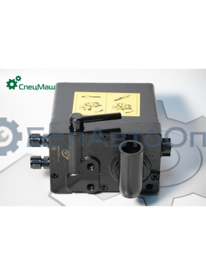 Насос подъёма кабины МАЗ СПЕЦМАШ 5440-5004010-10