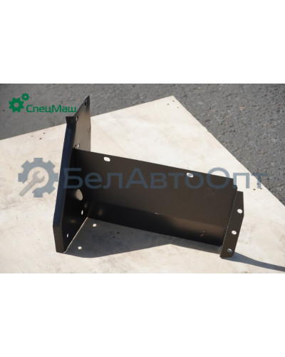Панель МАЗ СПЕЦМАШ 6422-8405011